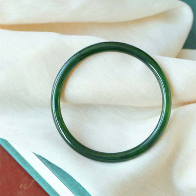 俄罗斯碧玉老料冰绿叮当手镯