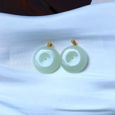 和田玉平安扣18K金镶嵌青玉吊坠