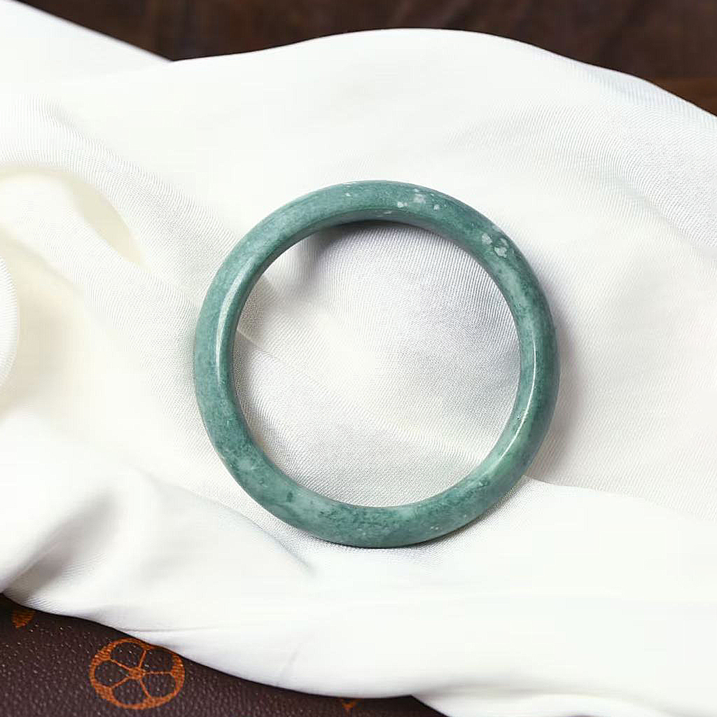 工厂处理福利 天然正品陕西蓝田玉手镯浅蓝色玉石镯子 百搭手饰