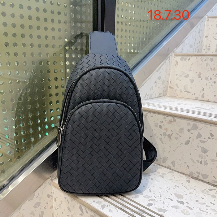 编织真皮胸前包！商务头层牛皮男手机小包休闲男包腰包斜挎小包潮