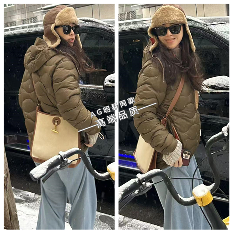 朱珠同款绿色波浪纹白鸭绒羽绒服修身显瘦连帽外套面包服2025冬季