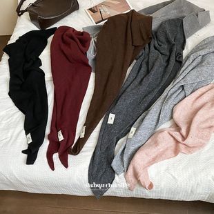 法式 复古纯色三角巾大披肩女秋冬氛围感保暖防寒针织围巾外搭围脖