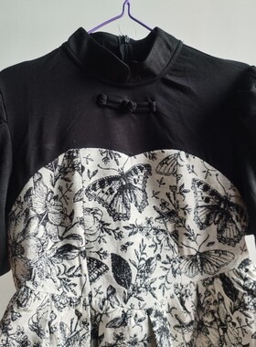 23夏新款法式复古设计拼接碎花收腰修身水墨新中式盘扣立领连衣裙