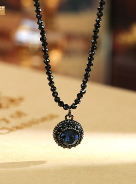 XKDDCT简约墨蓝黑水晶项链骨链高