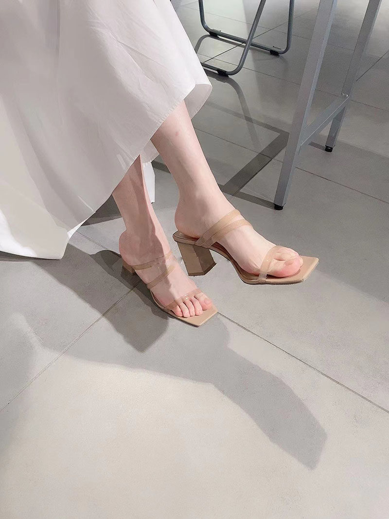 一脚蹬凉鞋粗跟方头女鞋