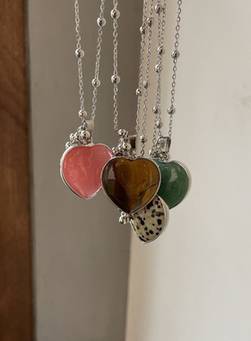 钛钢不掉色长款项链天然石爱心吊坠葡萄串小众高级百搭毛衣链手工