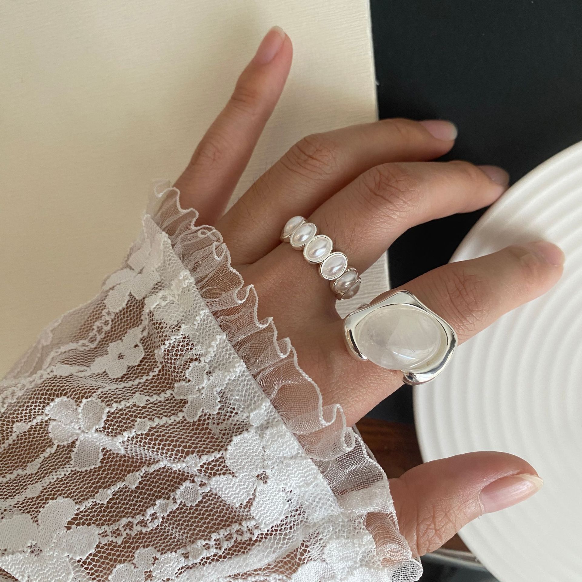 韩版博主同款白玉髓不规则戒指女轻奢ins风百搭开口食指戒指女