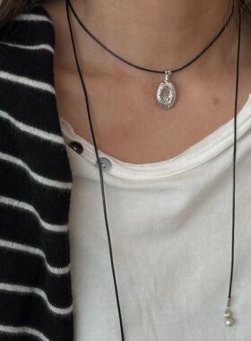 小众设计明星同款香水瓶蜡绳项链高级感天然石流苏锁骨链毛衣链