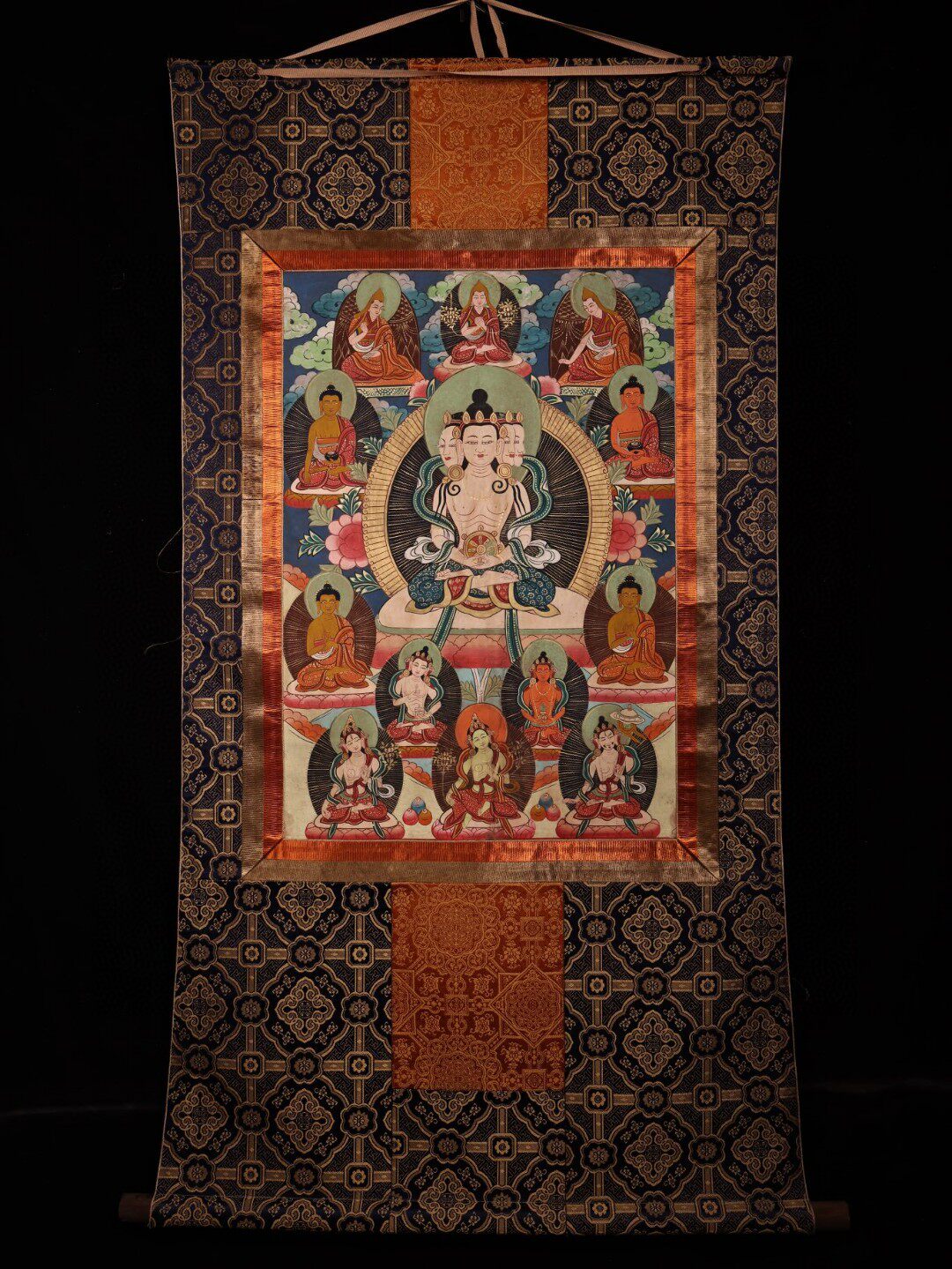 尼泊尔藏传布料宣纸天然矿物颜料手绘大日如来观音装裱唐卡堂挂壁