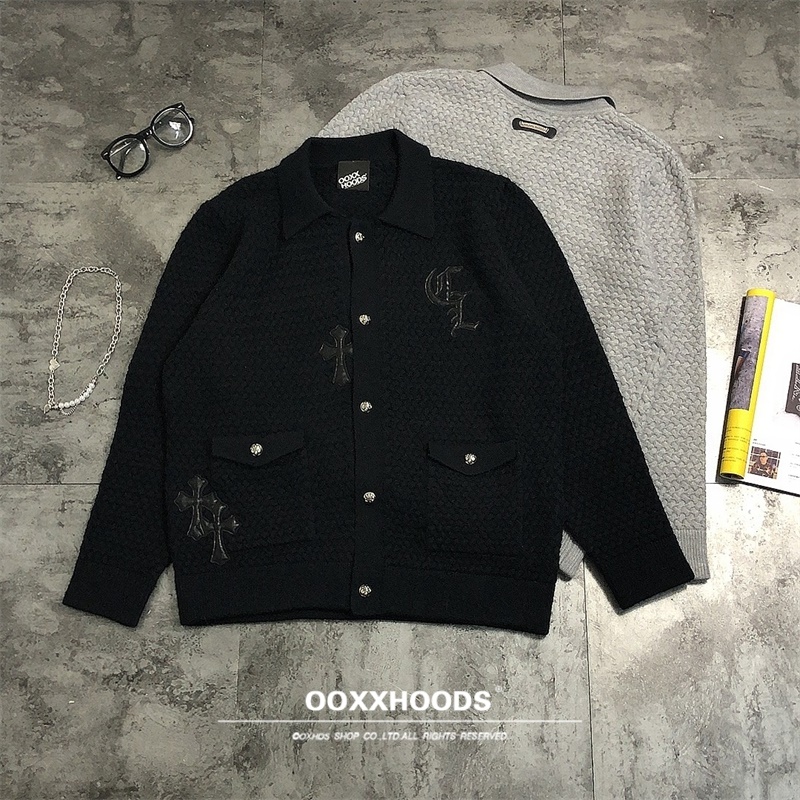 菠萝格粗毛线衣刺绣金属纽铭牌纽扣针织衫男女宽松保暖十字架外套