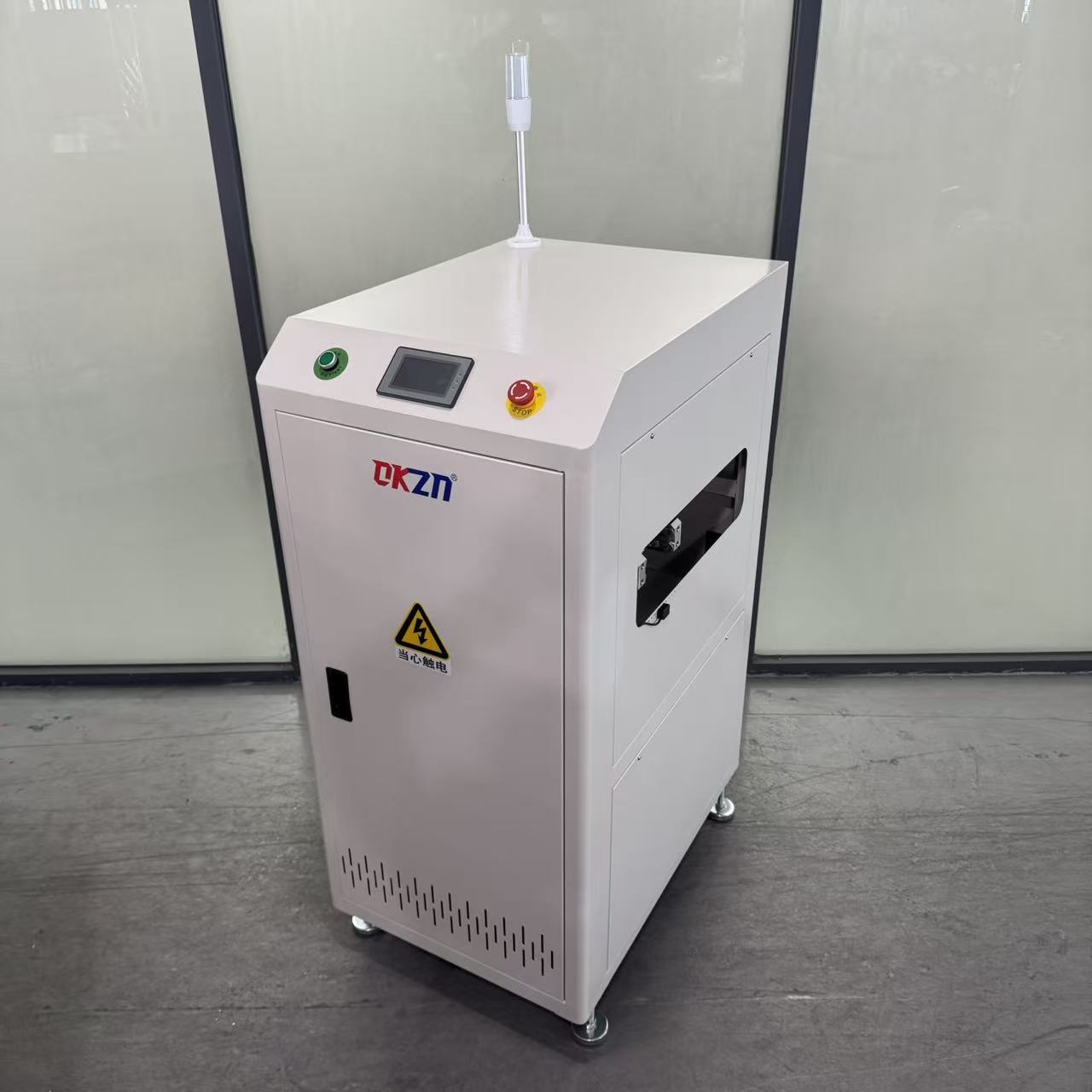 欧凯智能SMT全自动单轨翻板机