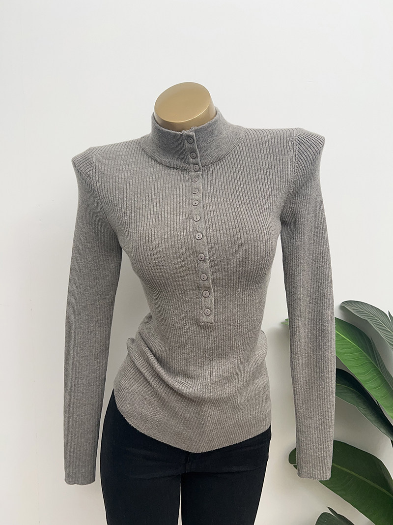 绵羊毛单排扣高龄套头针织衫打底