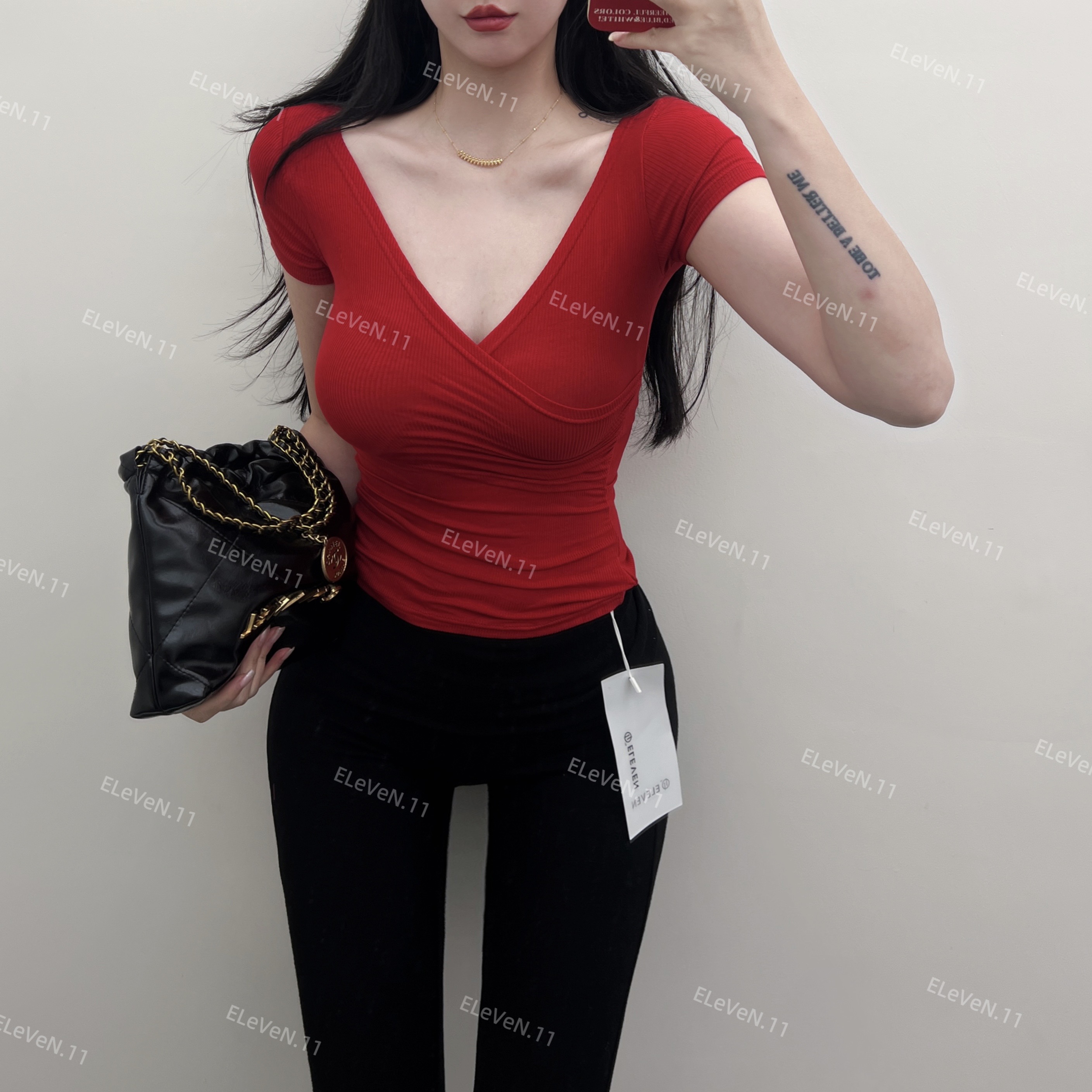 性感交叉修身显身材短袖薄款T恤