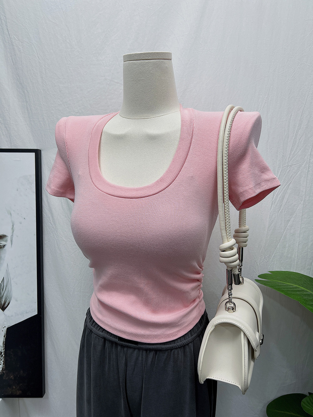 敲好搭！糖果色~低U领修身螺纹棉短袖T恤女打底衫短款上衣夏新款