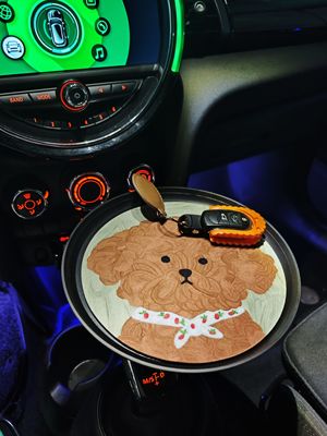 通用款奔驰宝马奥迪理想L6789特斯拉新能源车载托盘桌板手机支架