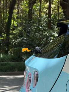 蔚来萤火虫专用 按电尾门萤火虫尾巴 装饰 防撞贴 原创创意设计