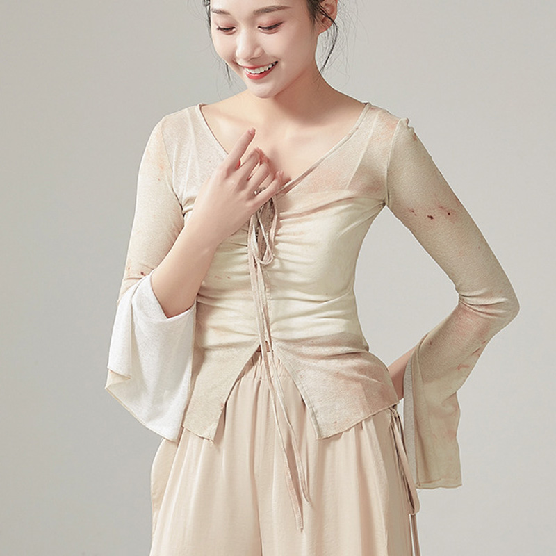 竹节棉印花舞蹈服喇叭袖形体上衣