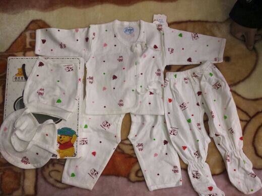 Coffret cadeau pour nouveau-né - Ref 1962517 Image 4