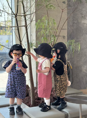 粉色豹纹背带裤兔尾巴球球可爱新款男女宝宝纯棉裤子