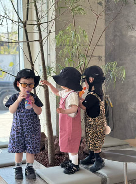 粉色豹纹背带裤兔尾巴球球可爱新款男女宝宝纯棉裤子