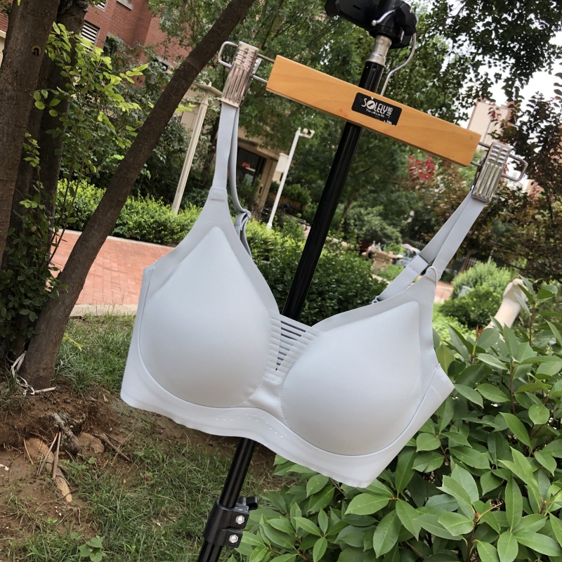 美逸无痕内衣2031夏季性感薄款无钢圈聚拢防下垂上托透气文胸新款