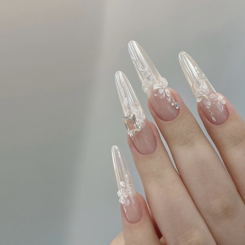 高端手工定制光疗穿戴美甲成品白色手绘花瓣新娘婚纱裸色渐变孕妇