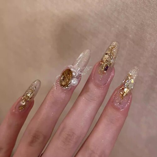 手工定制穿戴美甲中长款香槟色华子爆闪新年定婚甲新娘孕妇可拆卸