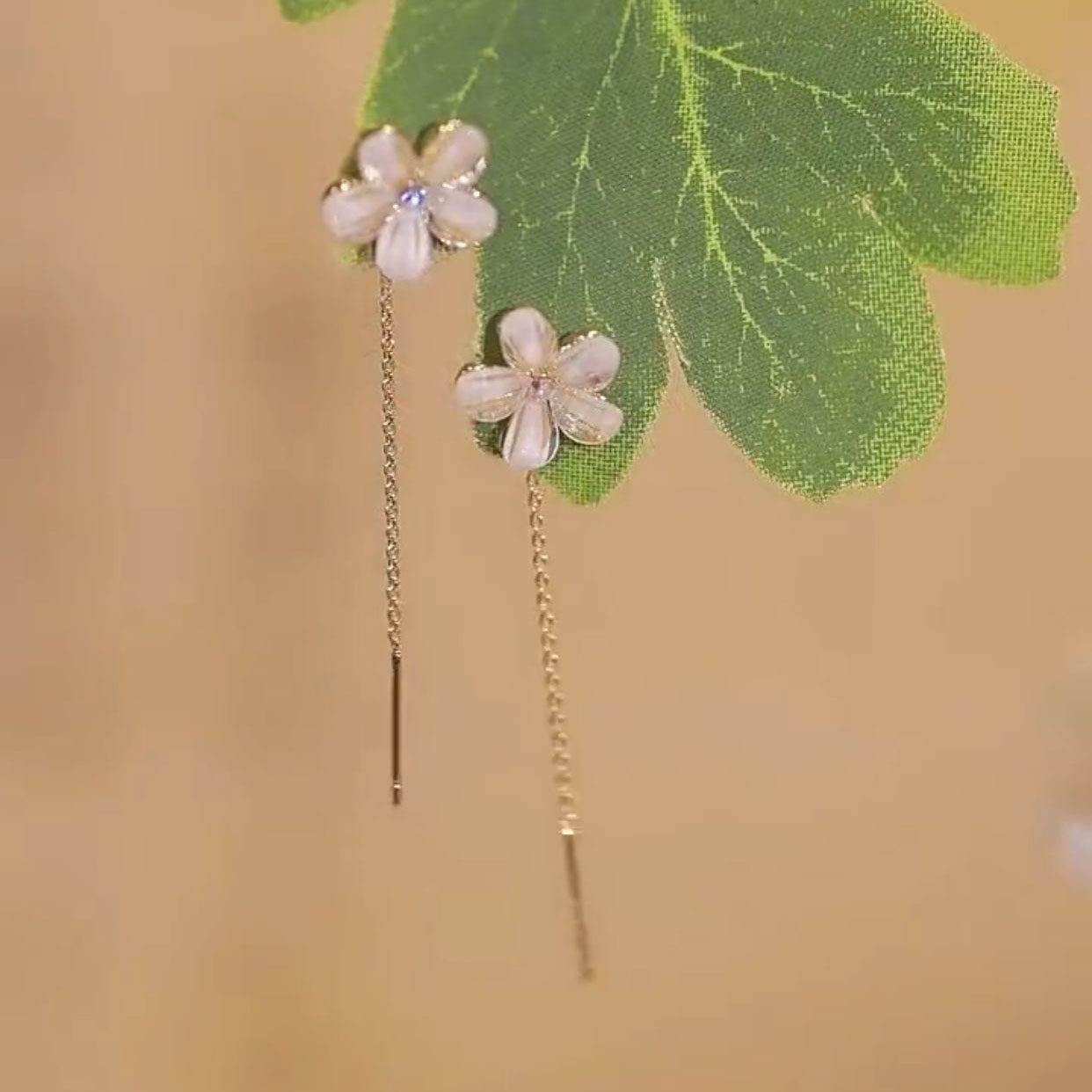 耳线花朵银针耳线猫眼石女性