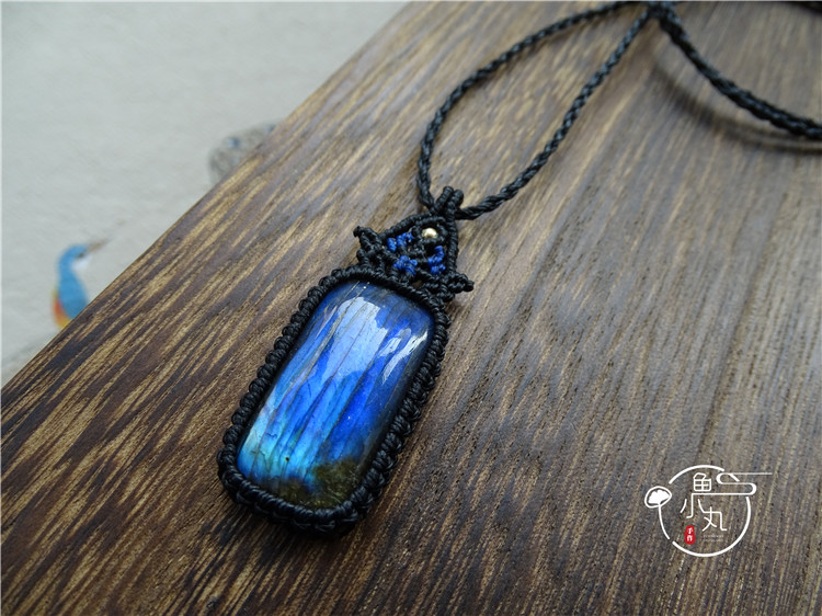 鱼小丸手作南美蜡线手工编织macrame拉长石吊坠毛衣链新年礼物