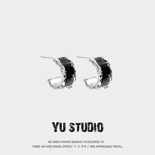 YUSTUDIO中性风铜情侣锆石滴胶