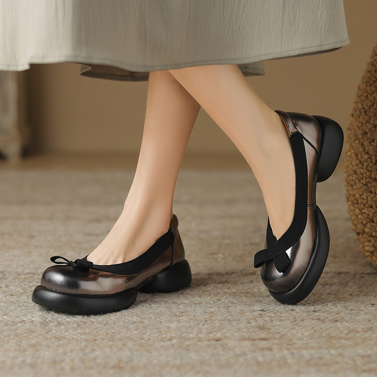 2024新款粗跟厚底真皮浅口单鞋英伦风复古百搭一脚蹬通勤小皮鞋女