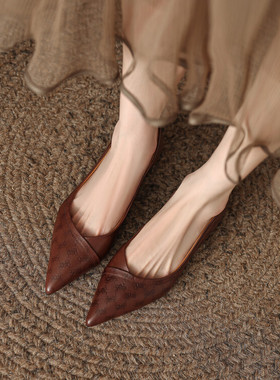 2.5CM尖头气质浅口小皮鞋爆款网红舒适单鞋法式小众软底春秋平底~