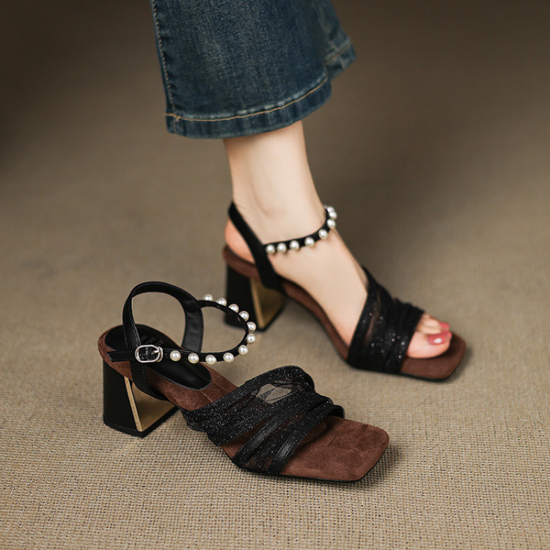 2025新款真皮网纱粗跟凉鞋女法式方头珍珠一字带高跟鞋绝美不累脚