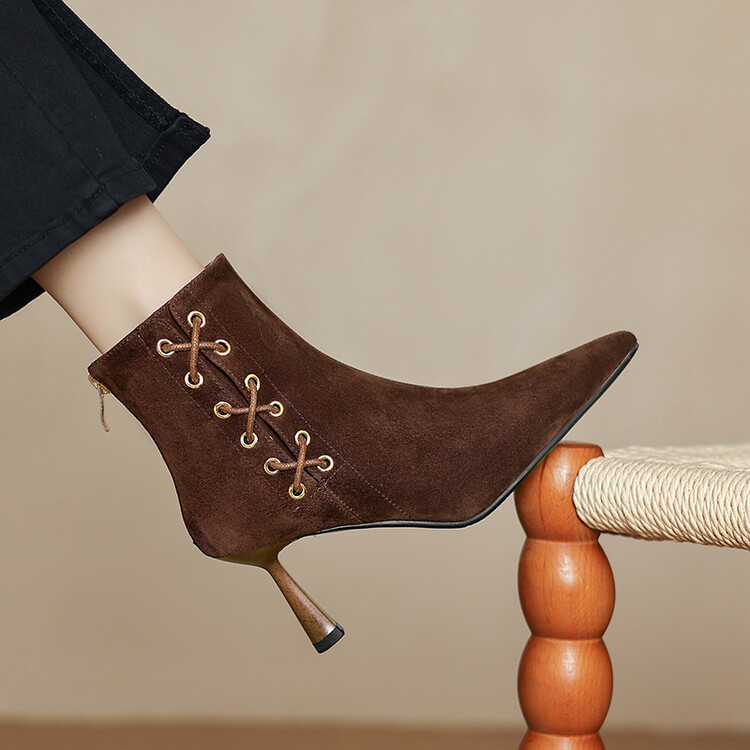 短靴子女尖头高细跟交叉带磨砂黑棕色2024新款春秋冬季今年流行的