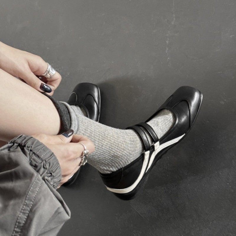 牛皮~圆头2.5跟高甜美芭蕾舞鞋女玛丽珍单鞋魔术贴拼色运动休闲鞋