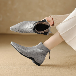 欧美小众鸵鸟纹牛皮尖头短靴子冬季加绒保暖内增高后拉链切尔西靴