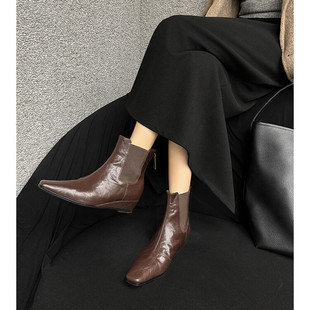 欧美时尚真皮羊皮短靴女单靴套筒松紧带中跟粗跟小方头洋气百搭秋