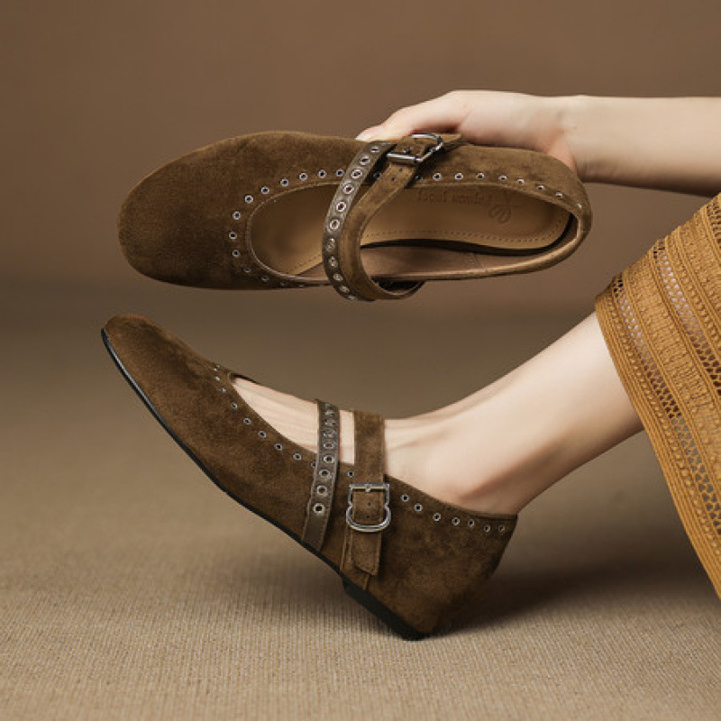 法式百搭圆头一字带内增高平底浅口玛丽珍单鞋女2025新款秋棕黑色