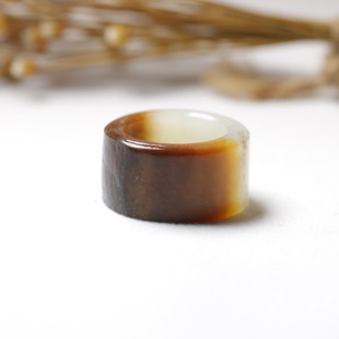 21mm在售云轩玉艺天然新疆和田玉籽料黄沁白玉种扳指戒指手饰跑环