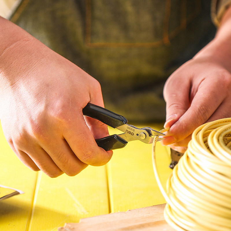 斜口钳锋芒水口钳迷你斜嘴钳子剥线剪钳电工钳子断线钳偏口钳子d