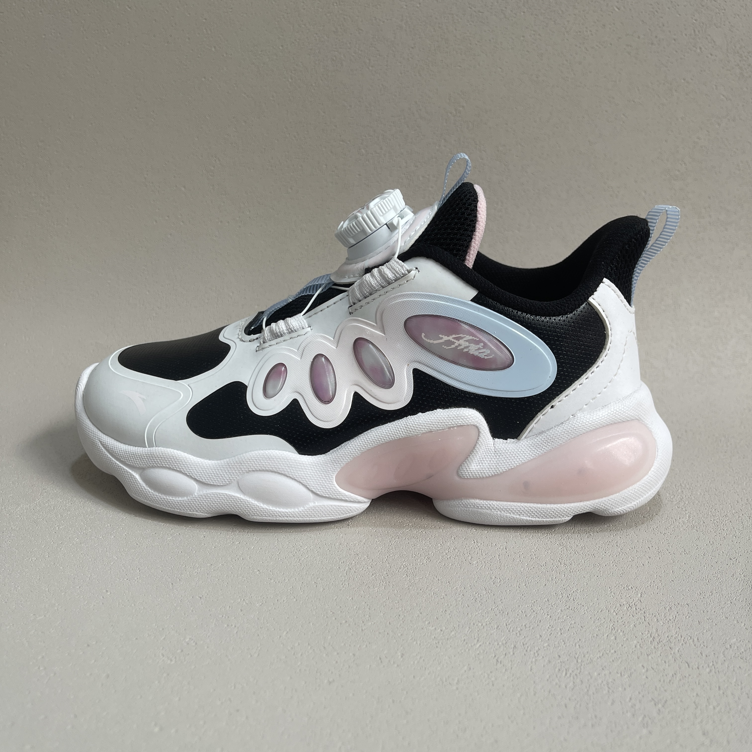 安踏女童翼闪革面防滑闪灯鞋