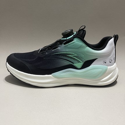 安踏儿童跑步鞋男凌峰PG7跑步系列运动休闲网面旋转纽扣312535527