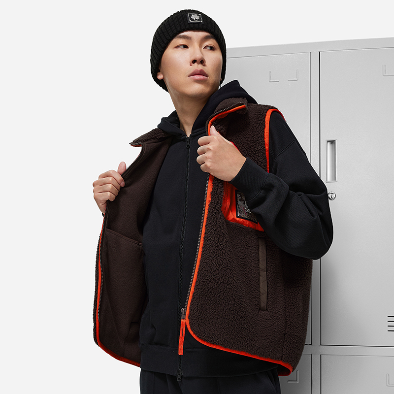 LI-NING/李宁男子反伍系列时尚宽松舒适保暖针织马甲AMDT025-B品