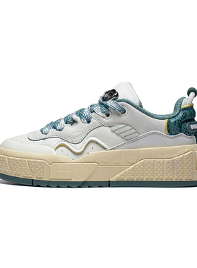 李宁休闲鞋女秋季运动生活时尚透气防滑经典休闲鞋AGCT096-B品