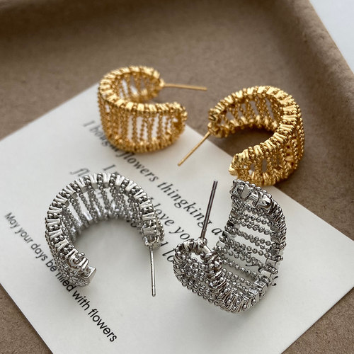 轻奢小众设计感珠链缠绕C型耳环