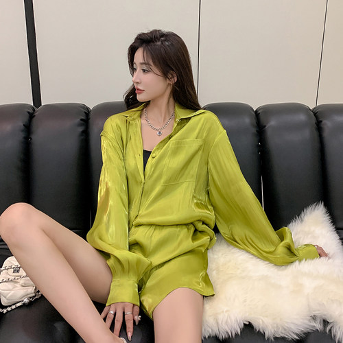 三观海岛绿色复古衬衫套装女夏