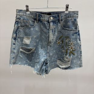 现货询价 破洞牛仔短裤 26设计师品牌春季 绣花时尚 新款