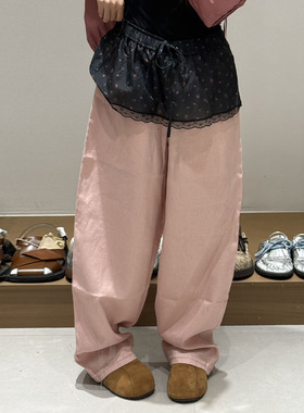 M |现货询价 26设计师品牌春季新款撞色拼接带屁帘长裤