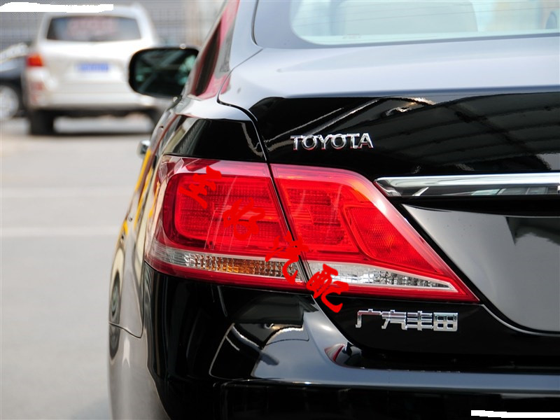 适用09 10 11 13年款丰田凯美瑞刹车灯后尾灯倒车灯壳半总成Camry