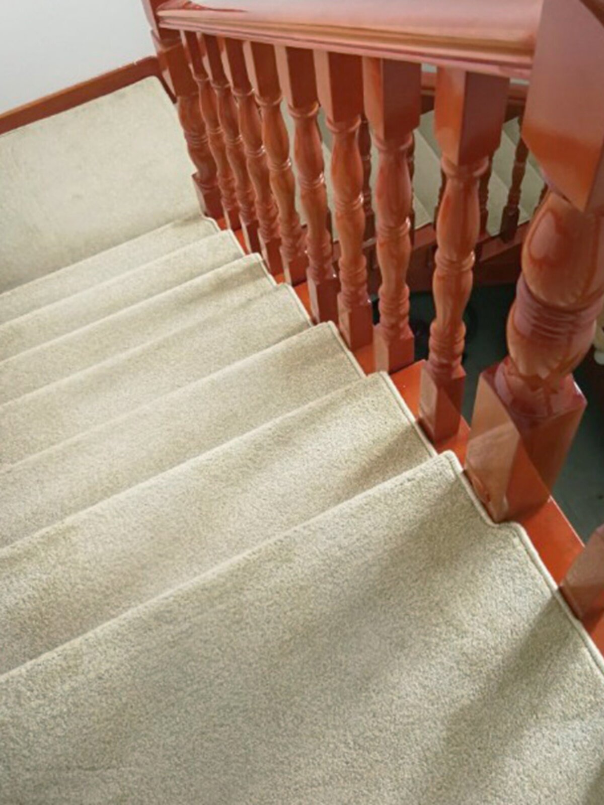 华德地毯彷羊毛浅驼米白色加绒加厚楼梯防滑垫转角定制自吸免胶